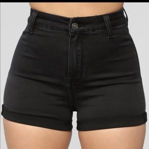 COPY - Black shorts 🖤